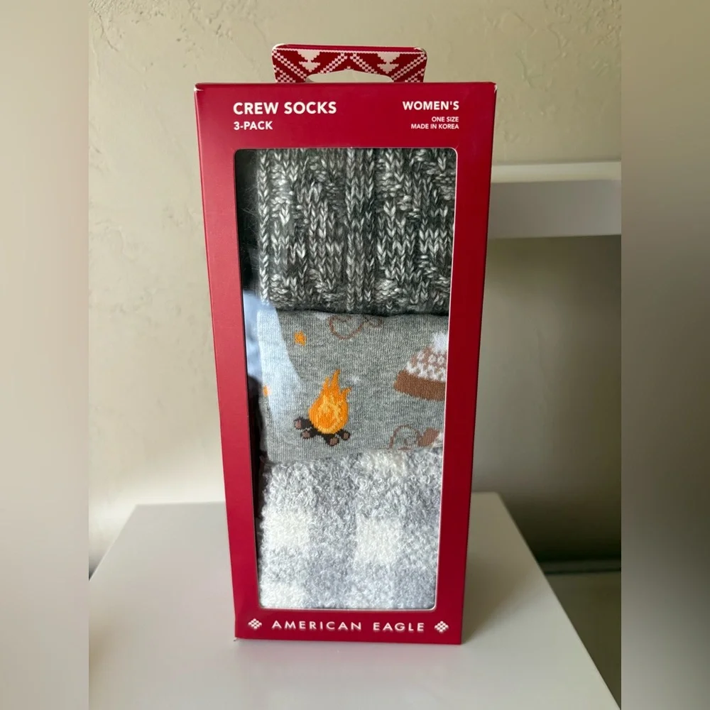 American Eagle Fall Print Crew Socks 3-Pack • NWT